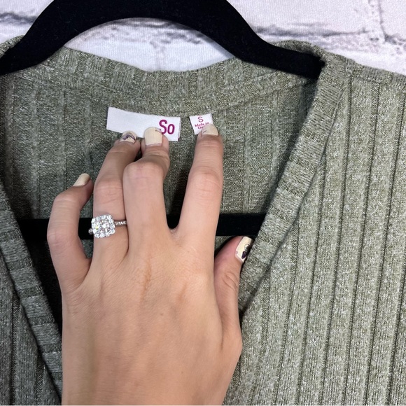 _🌼3/$30🌼NWOT So Ribbed Green Button Down Cardigan Size Small - Picture 6 of 15